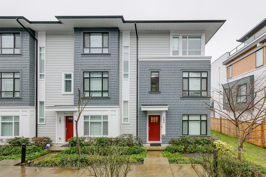 306 16525 Watson Drive, Surrey Team Vince Chan