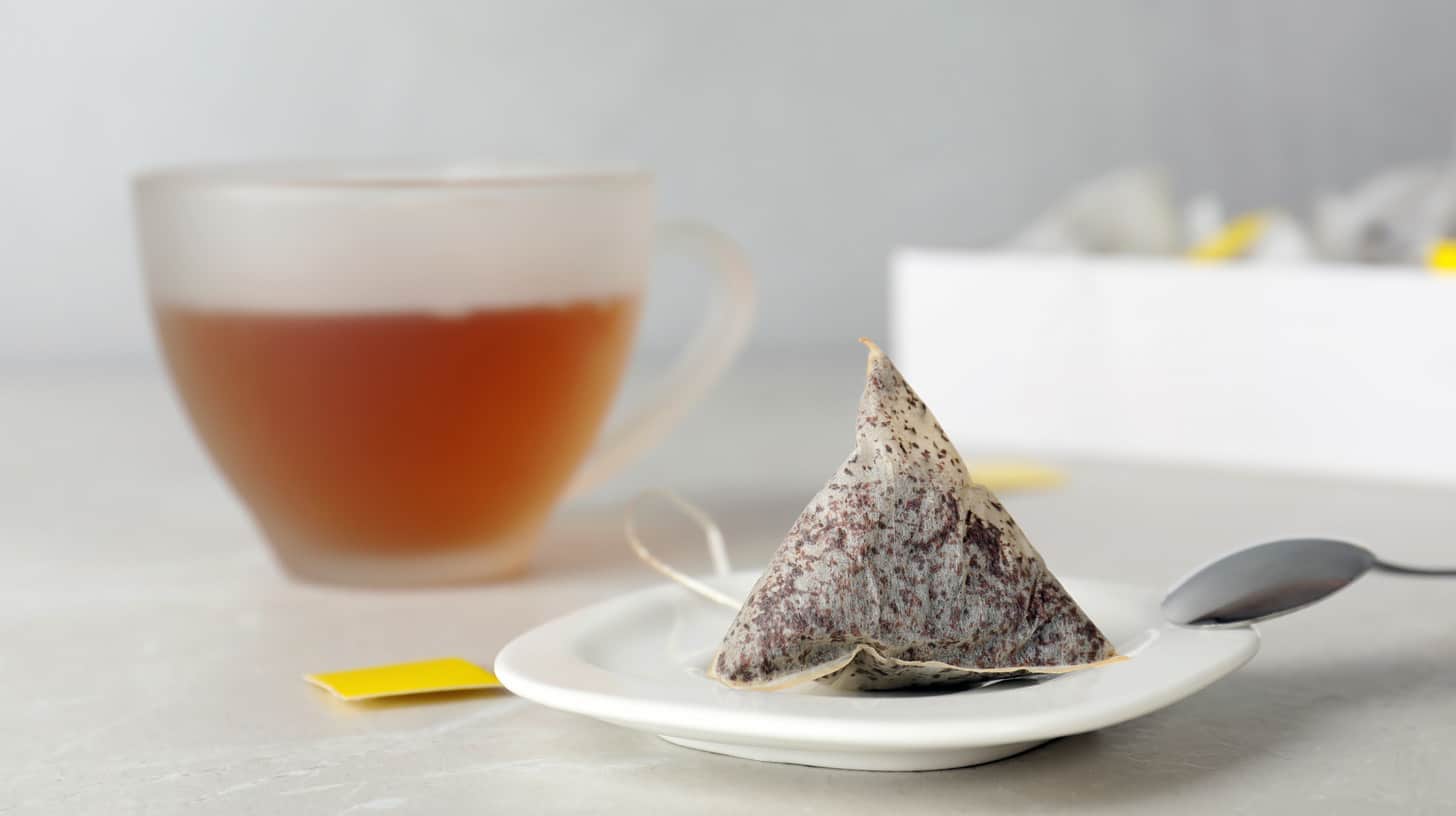 Tea Bag Squeezing Pros and Cons Explained Teapot Kettle