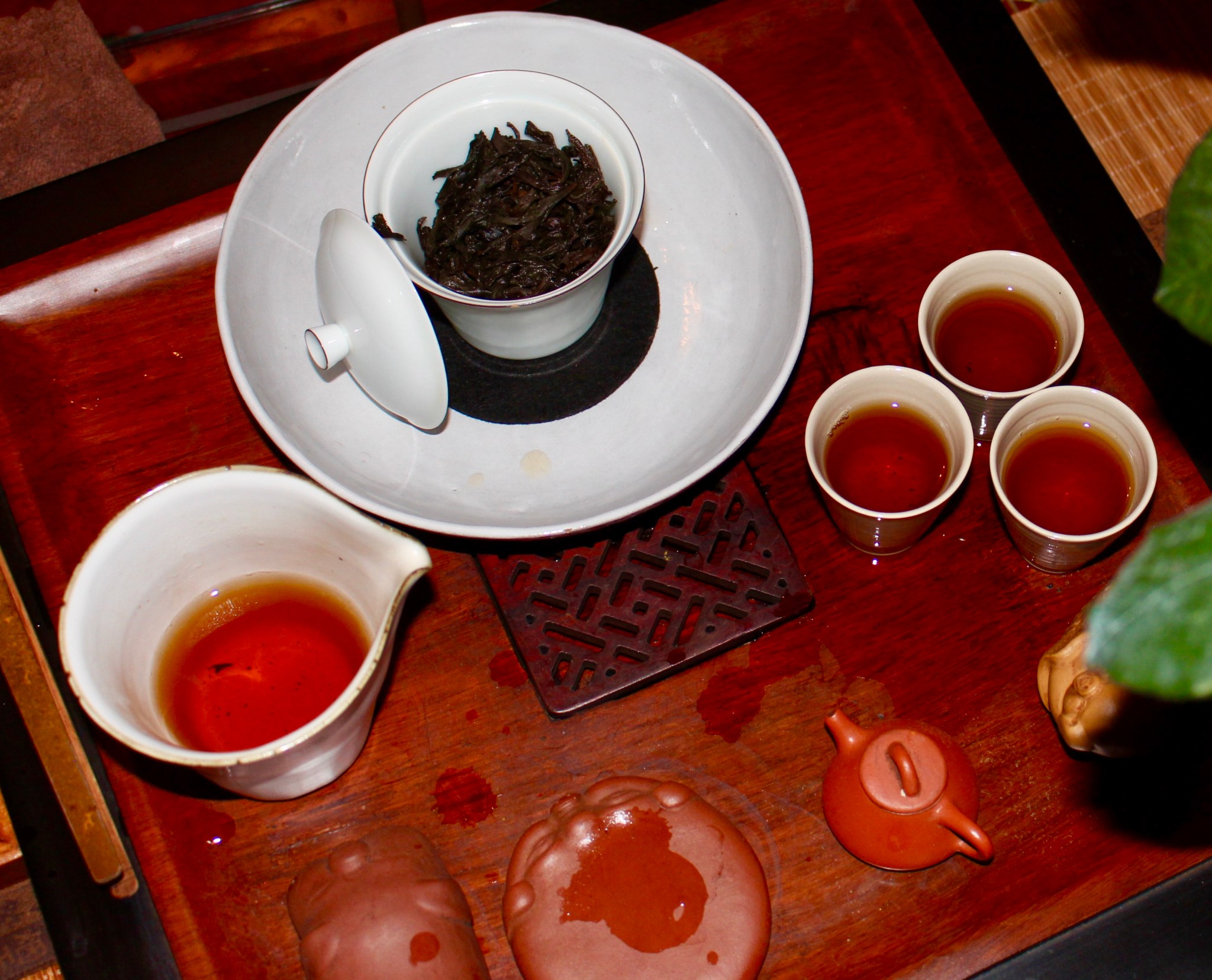Rock Tea (Black Oolong) vs Black Tea TeaTimeGuy