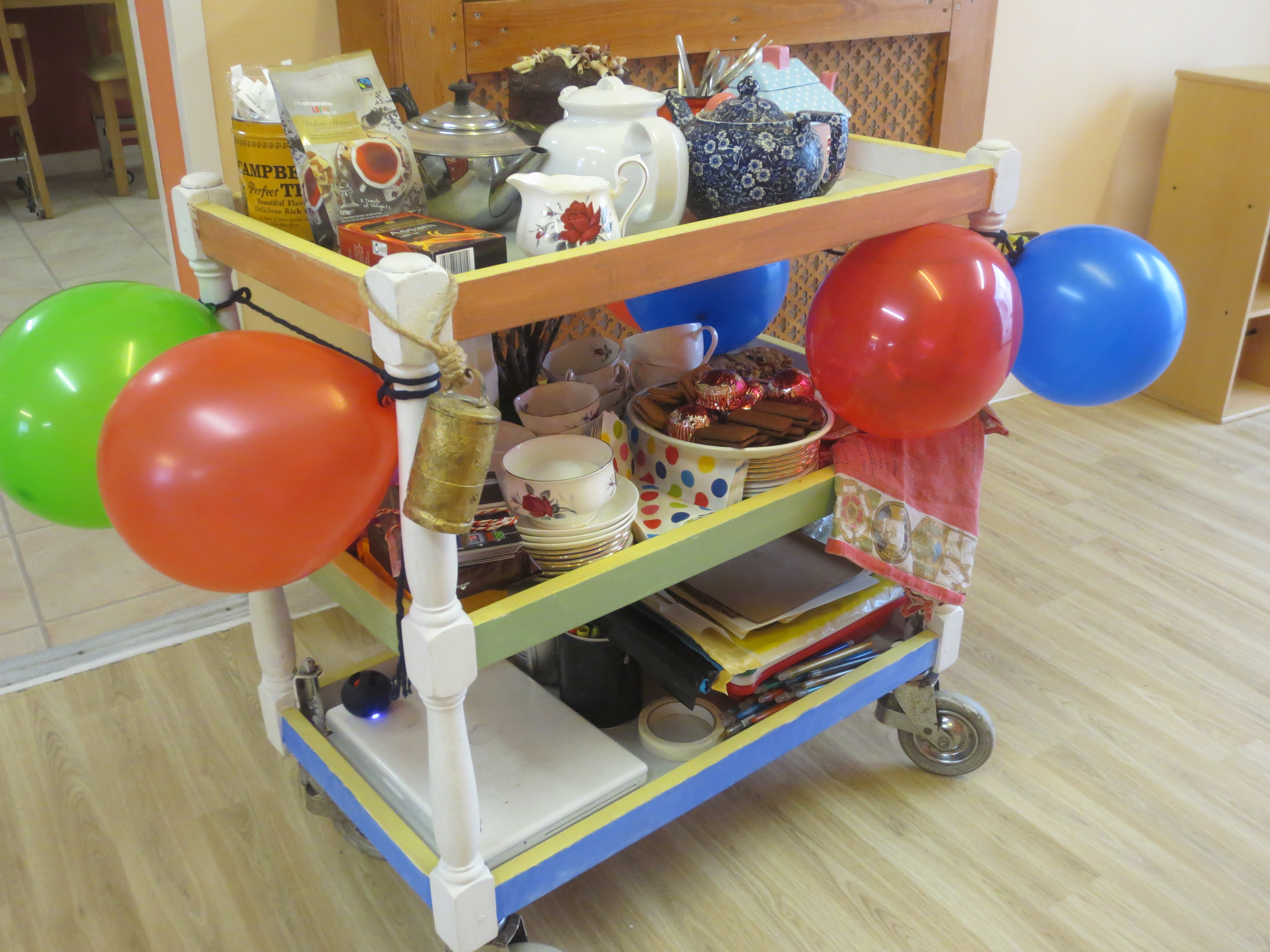 Book the Tea Trolley Laboratory! teatrolleylab