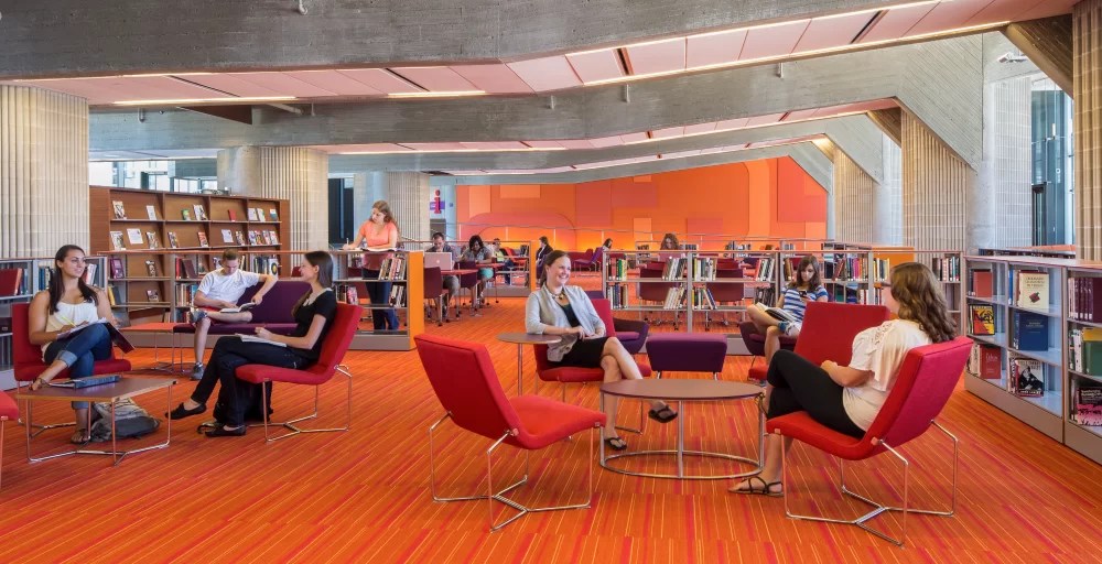 Trường Đại học Massachusetts Dartmouth TEC