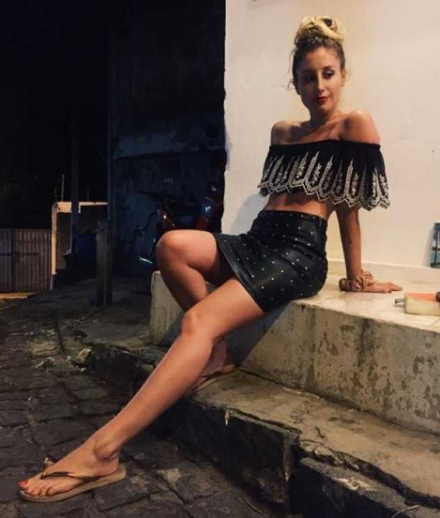 Fotos: Daniela Castro muestra su cuerpazo desde las playas de Brasil