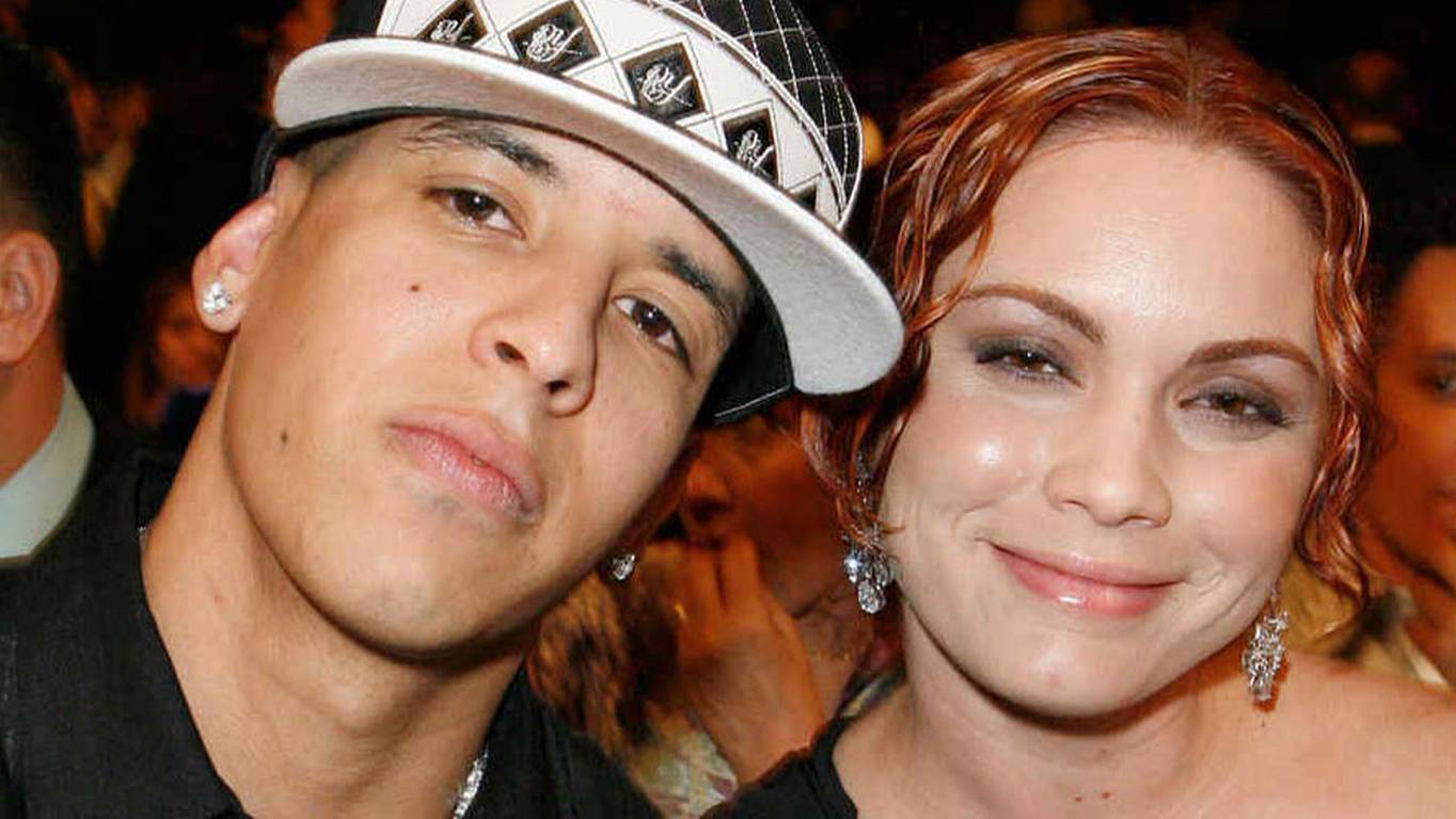 ¡23 años juntos! Daddy Yankee sorprendió a su mujer con enorme regalo