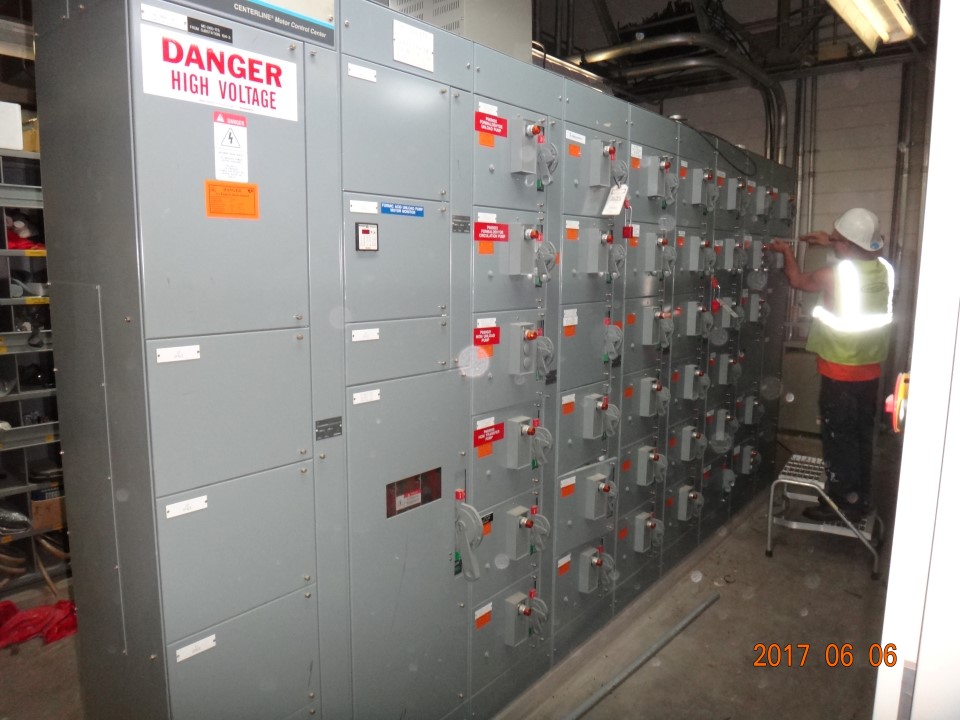 Allen Bradley Centerline Motor Control Center 260173, Transamerican