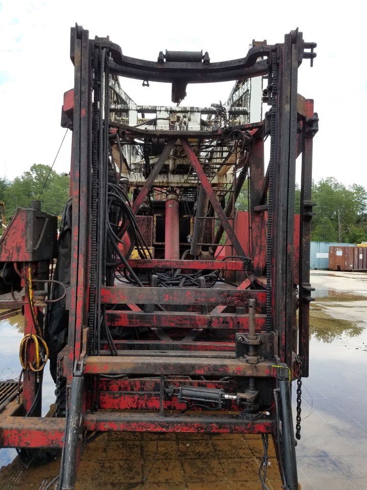 Taylor Industries TI500 Oil Well Service Unit / Workover Rig