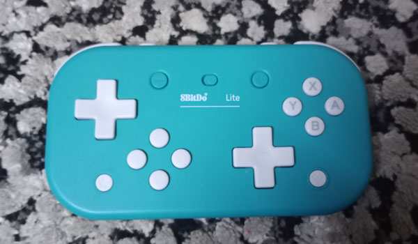 8Bitdo Lite Review, small controller for Windows, iOS, Android, Switch