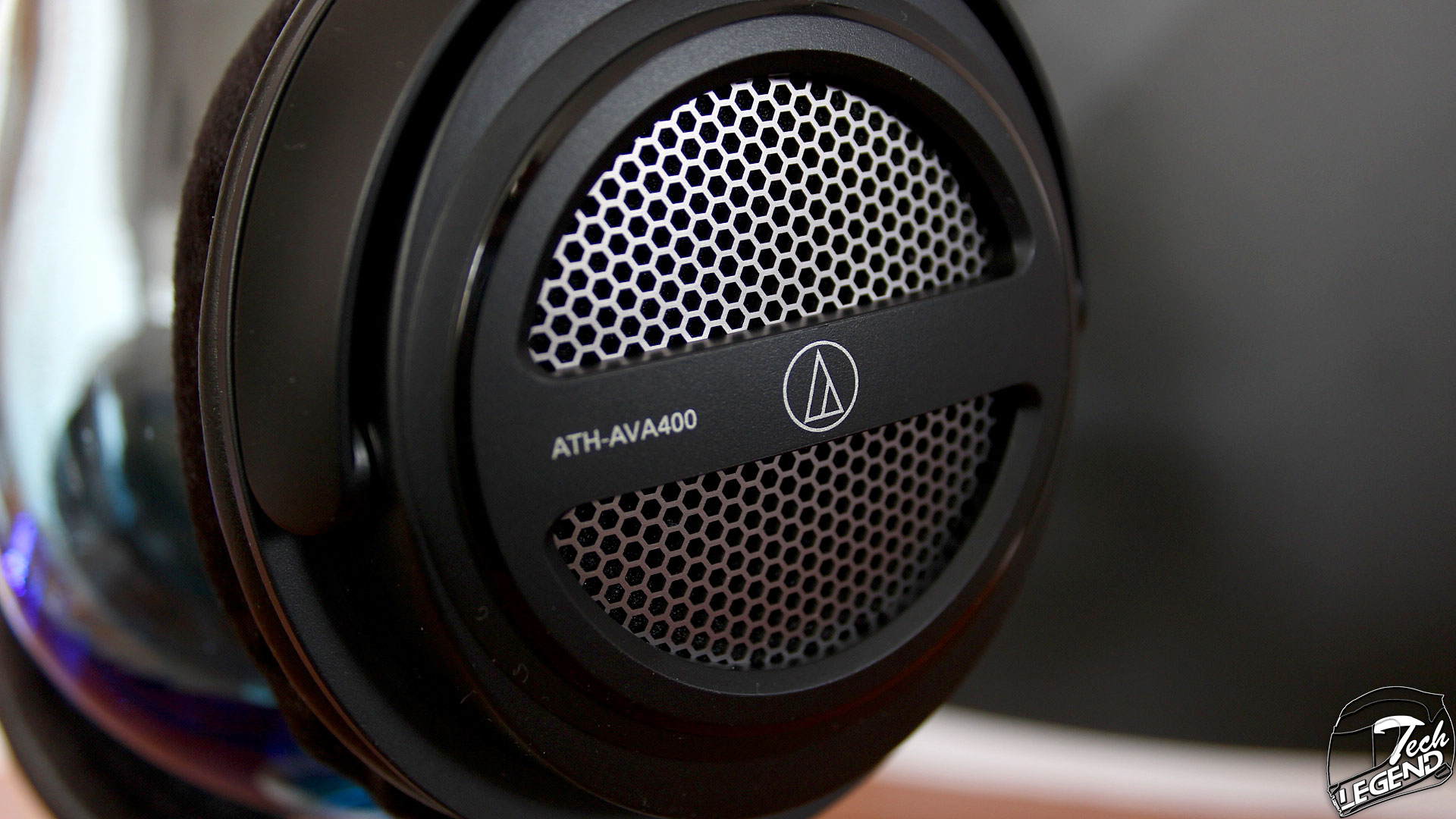 Audio-Technica ATH-AVA400 open-air headsets review