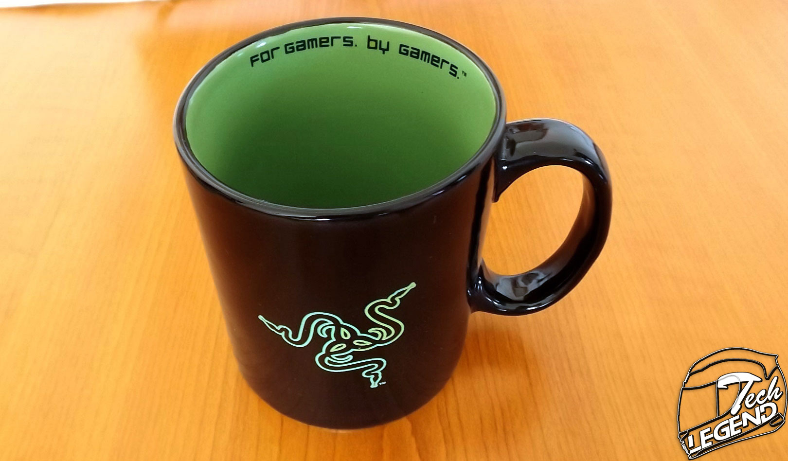 Razer Naga Epic Chroma and Razer Mug Review