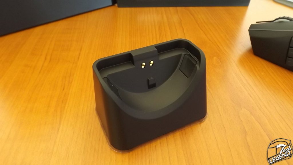 Razer Naga Epic Chroma and Razer Mug Review