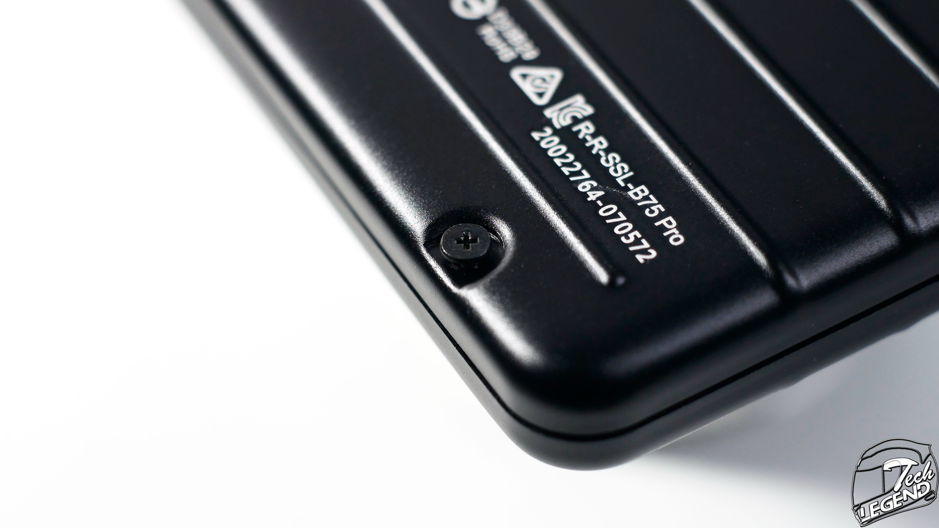 Silicon Power Bolt B75 Pro 1TB Portable SSD Review