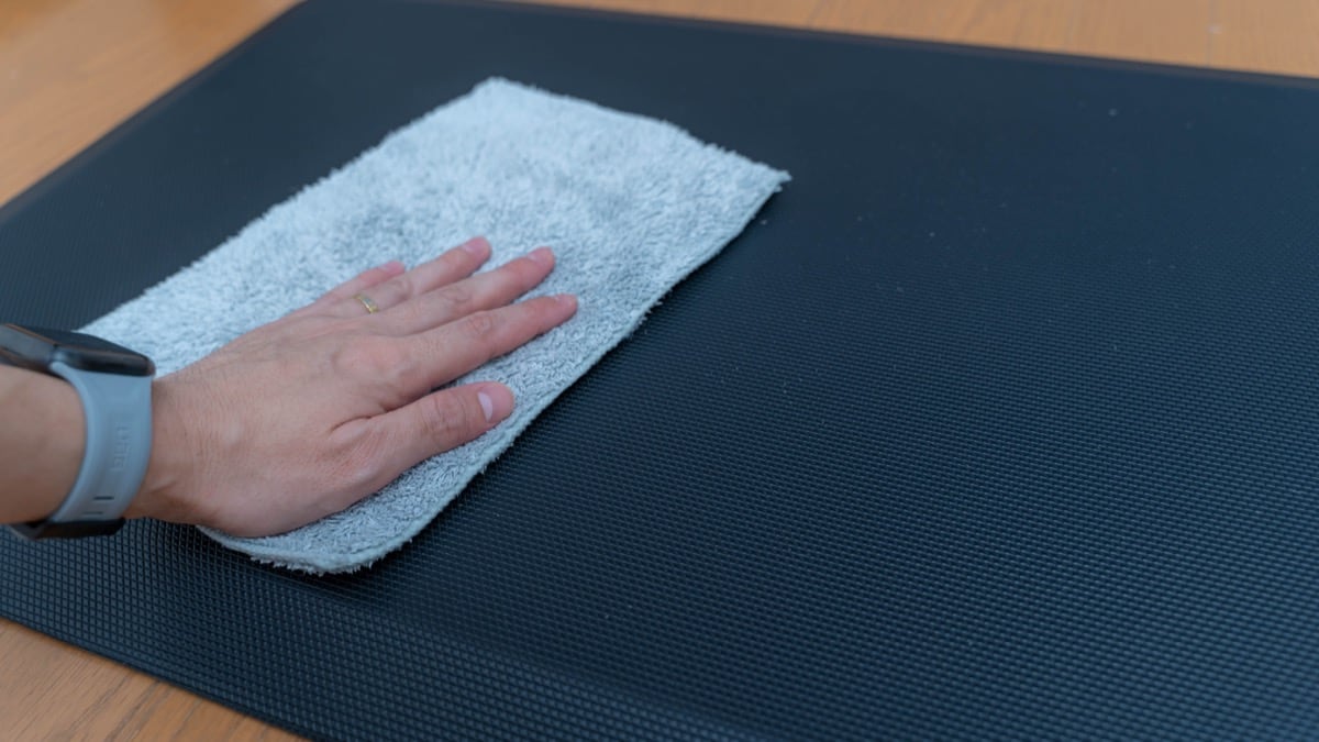 Sky Solutions（SKY MAT）疲労軽減マットレビュー！スタンディングデスクに最適！ techyou（テックユー）