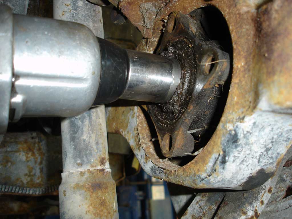 19631982 Corvette Rear Bearing and UJoint Overhaul CC Tech