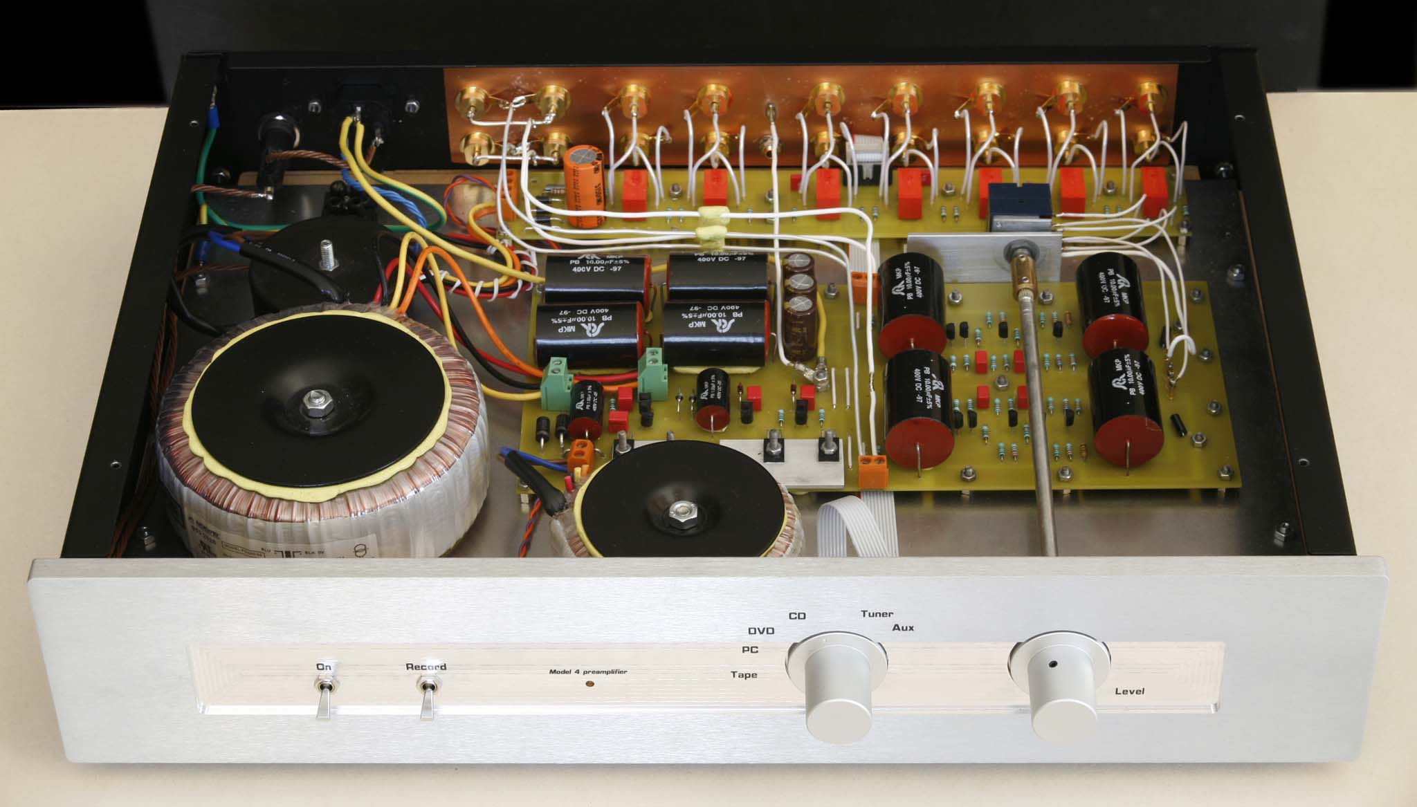 High End Audio Gallery, Preamplifier model 4