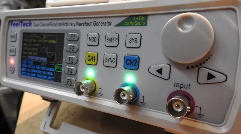 FeelTech FY6600 Waveform Generator Scargill's Tech Blog