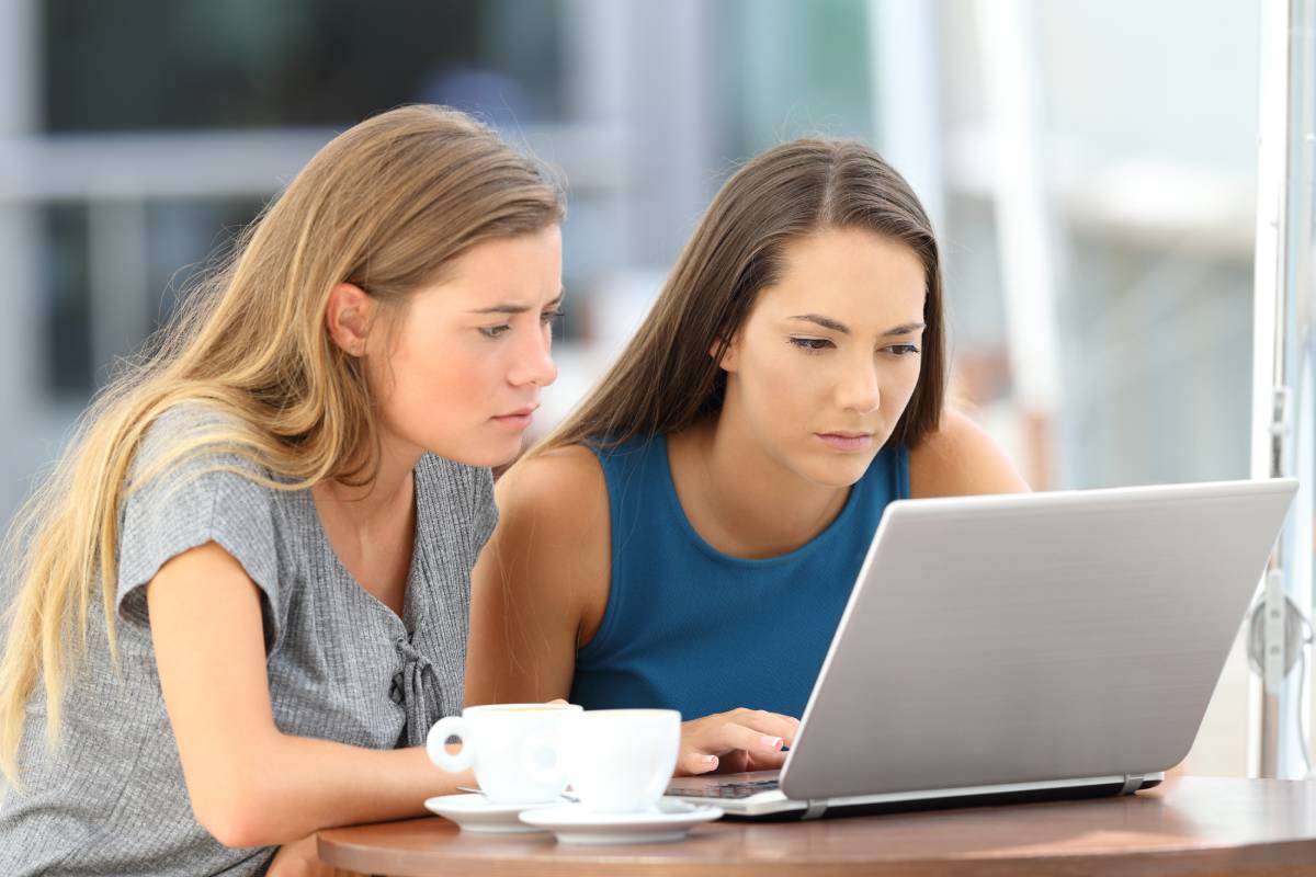 Facebook After Death How To Set Up A Facebook Memorial Page And Choose