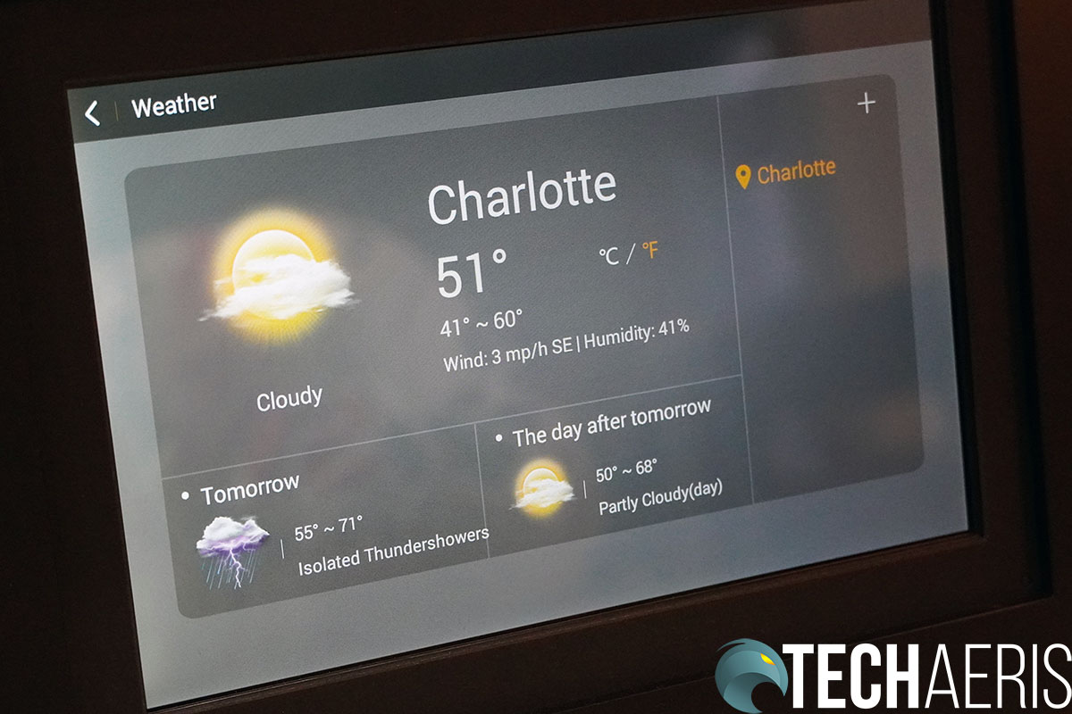 Brookstone PhotoShare Smart Frame review Easily view photos from