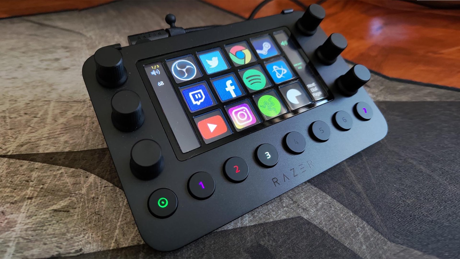 Review Razer Stream Controller. Control total de todo lo que te
