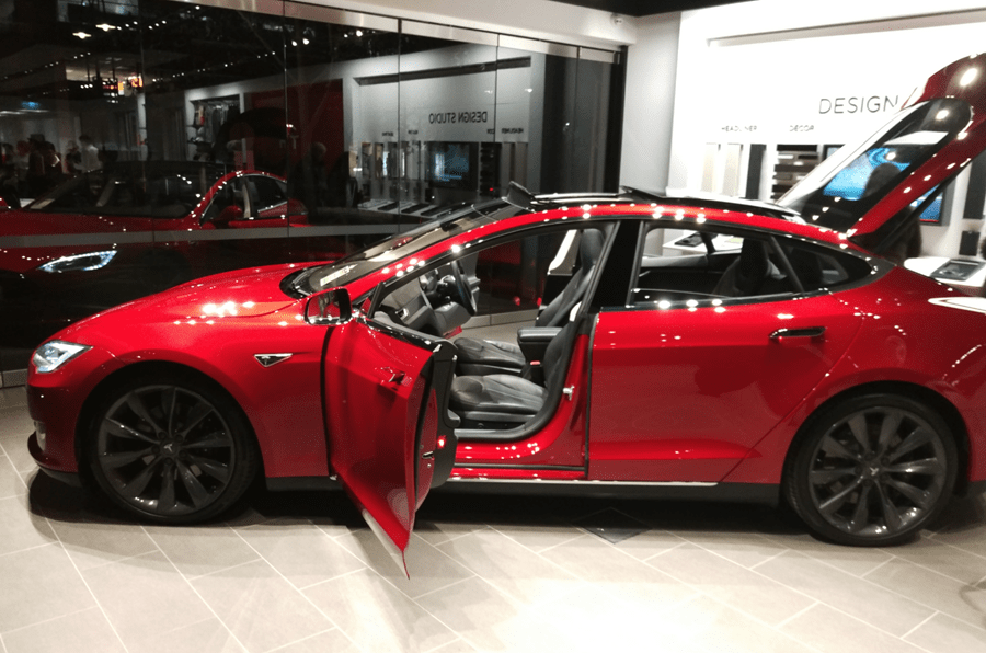 Inside Tesla’s Melbourne store, 2/4 superchargers now online techAU