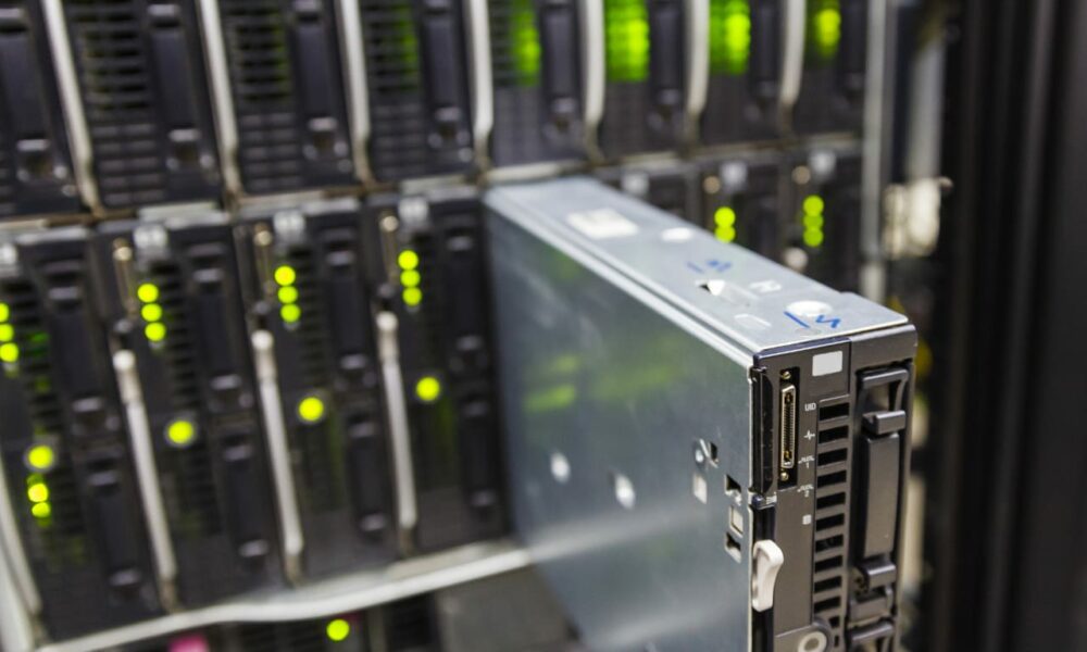 The Complete Guide to Selecting a Server for Small Businesses TechBullion