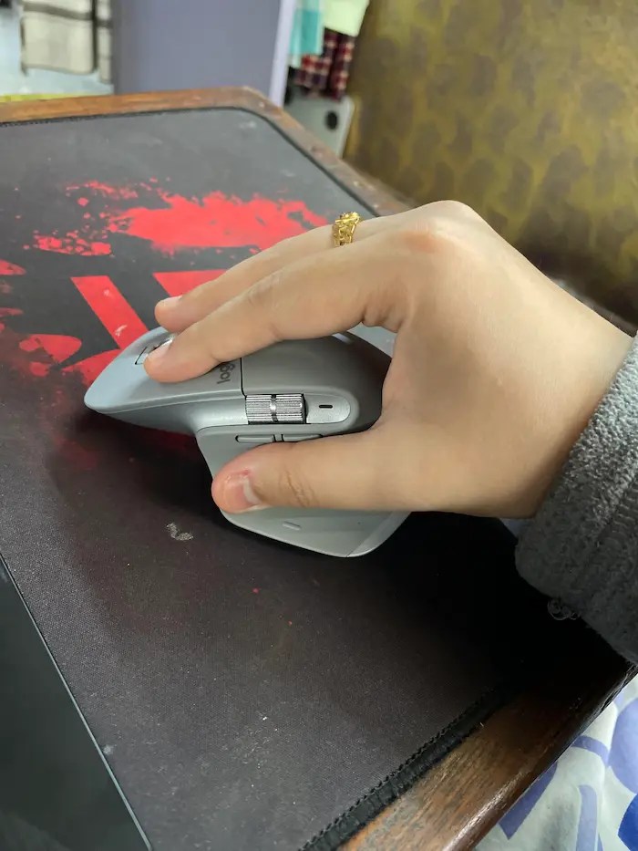 Mouse Grip Styles Claw Grip vs Palm Grip vs Fingertip Grip