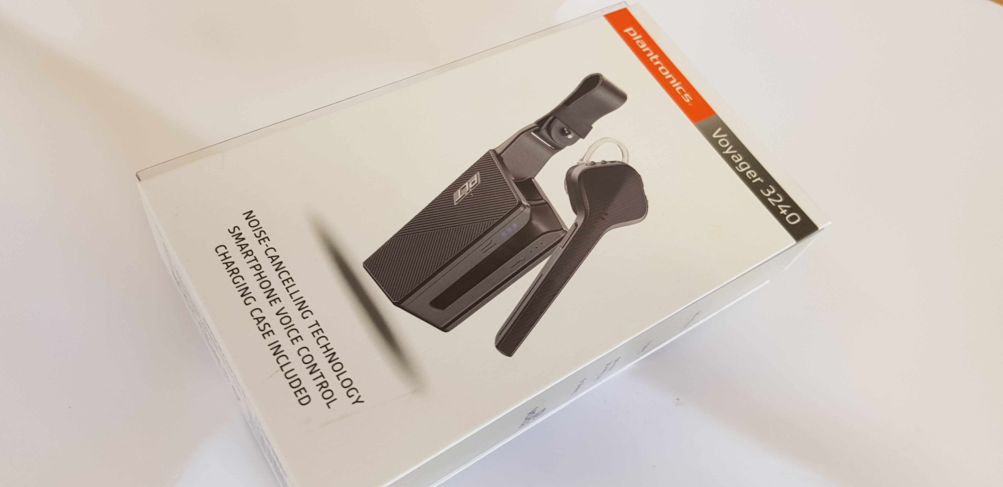 PLANTRONICS VOYAGER 3200 3240 Edge UC: custodia ricarica + adattatore BT600  EUR 50,00 - PicClick IT