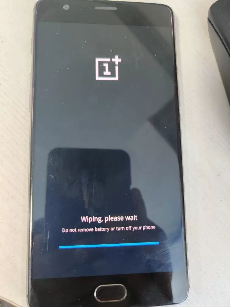 How To Fix OnePlus 8T Screen Display Problem