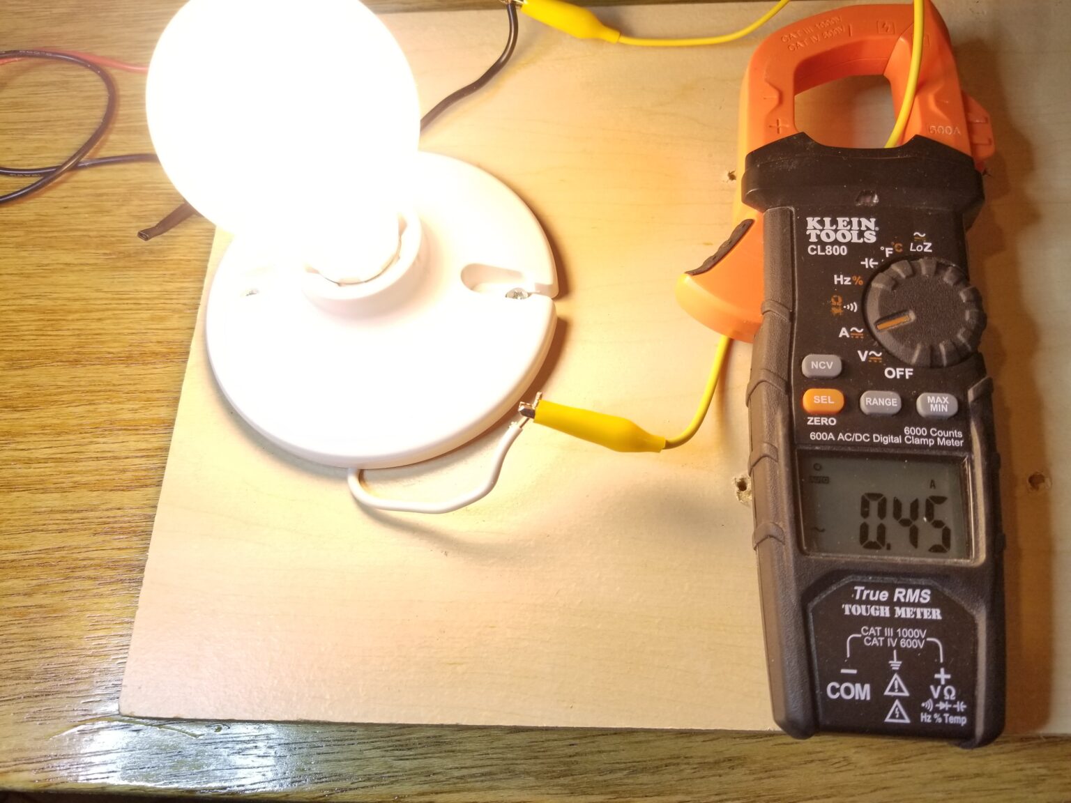 Klein CL800 Clamp Multimeter Review, Theory, and Usage - The Tech Circuit™
