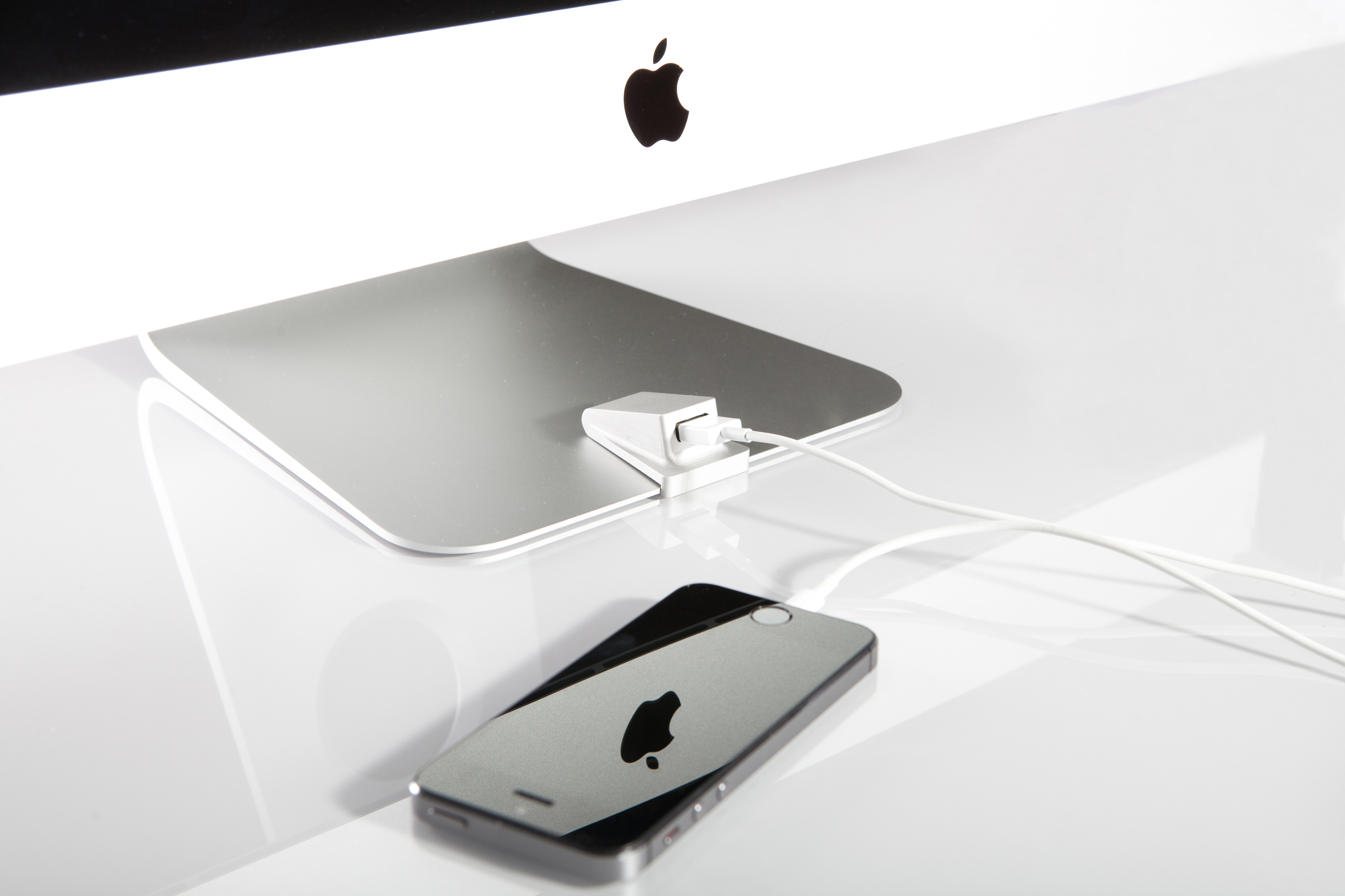 Adds An Accessible USB 3.0 Port To Your iMac TechCrunch