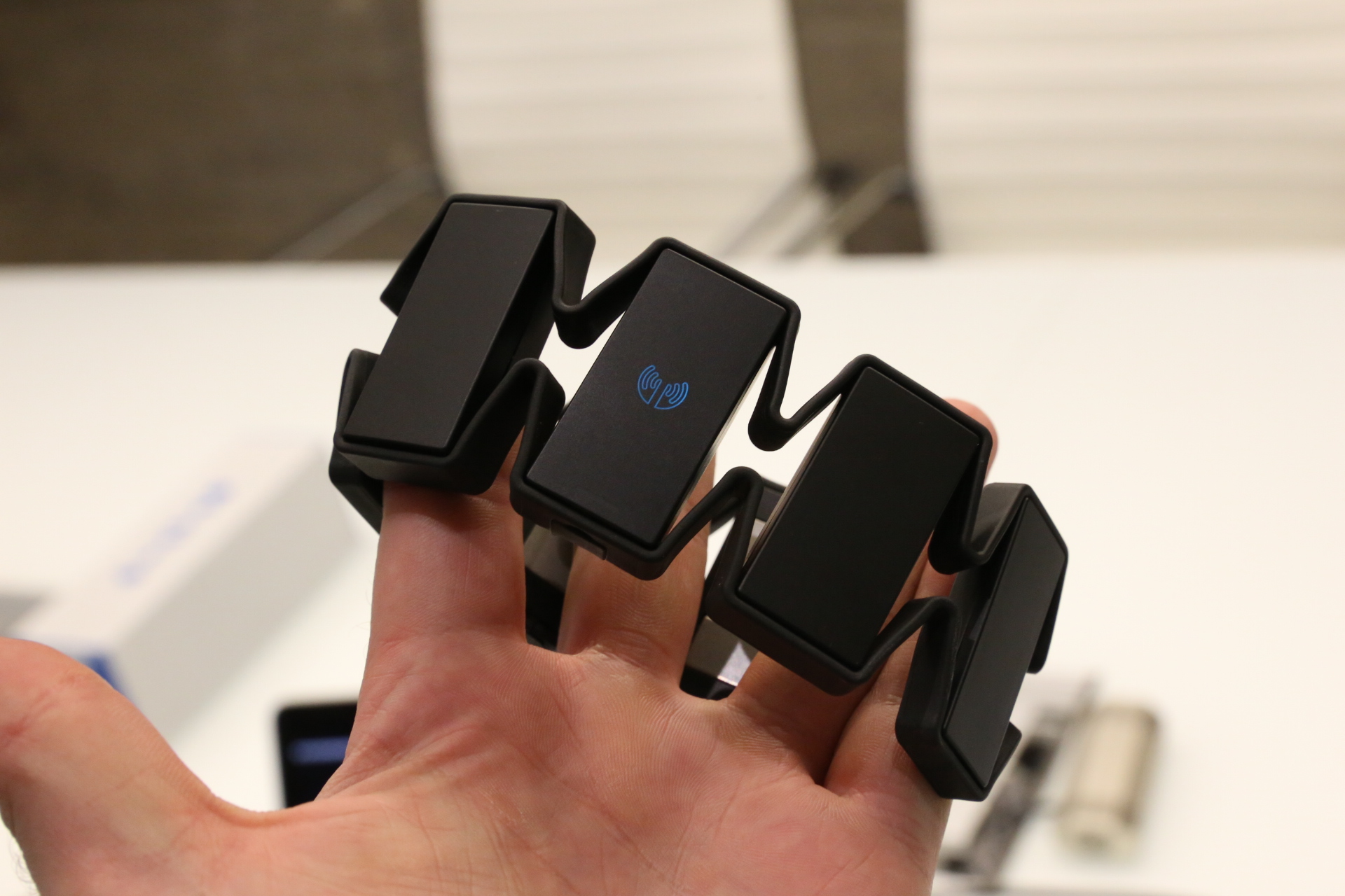 Hands On With The Production Version Of The Myo Gesture Control Armband TechCrunch