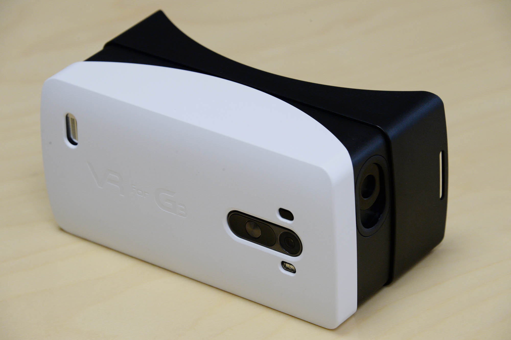 LG Dabbles In VR With Free Google CardboardLike Headset For G3 Buyers
