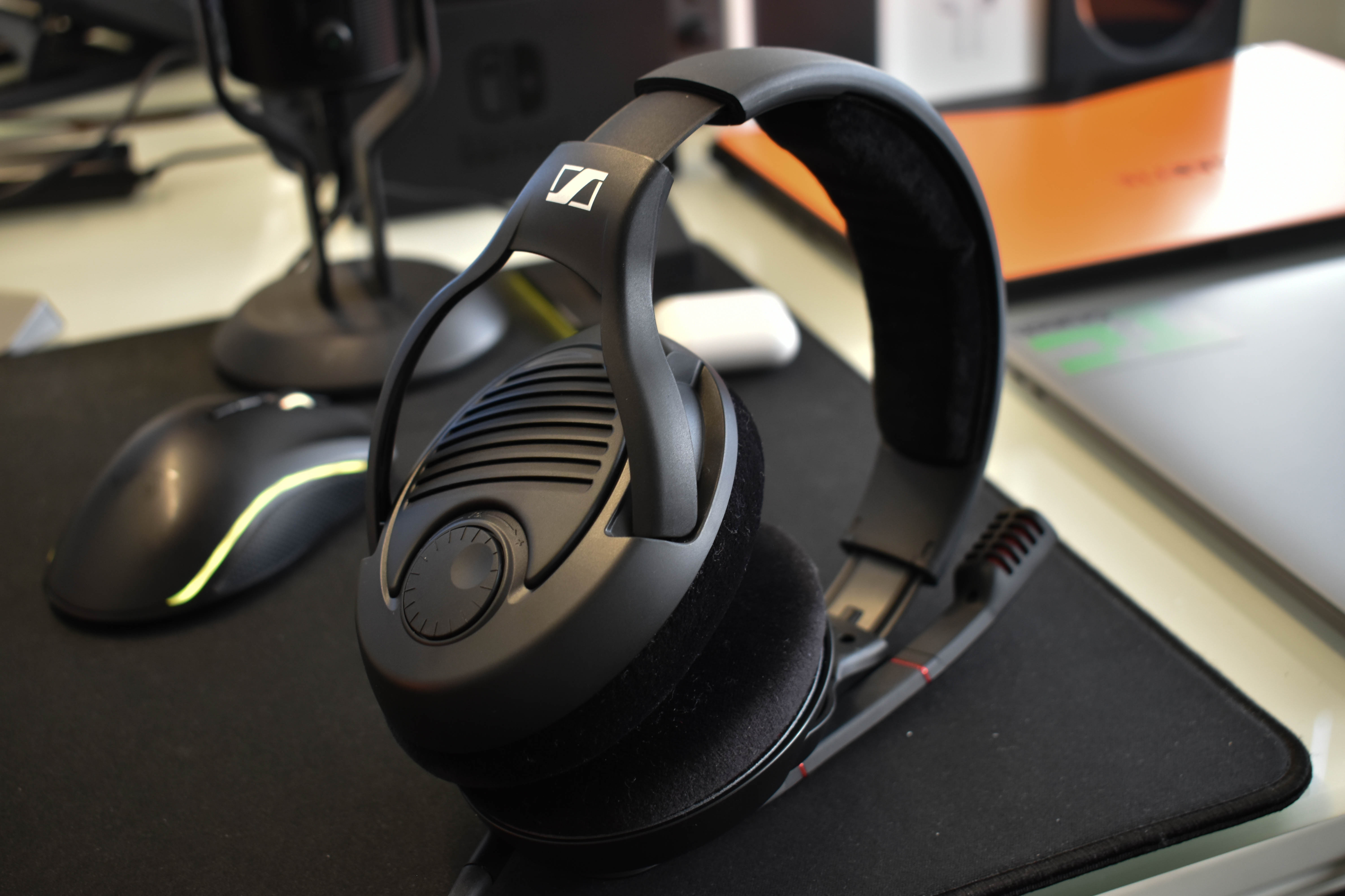 Sennheiser's PC 373D Dolby 7.1 gaming headphones sound best with it