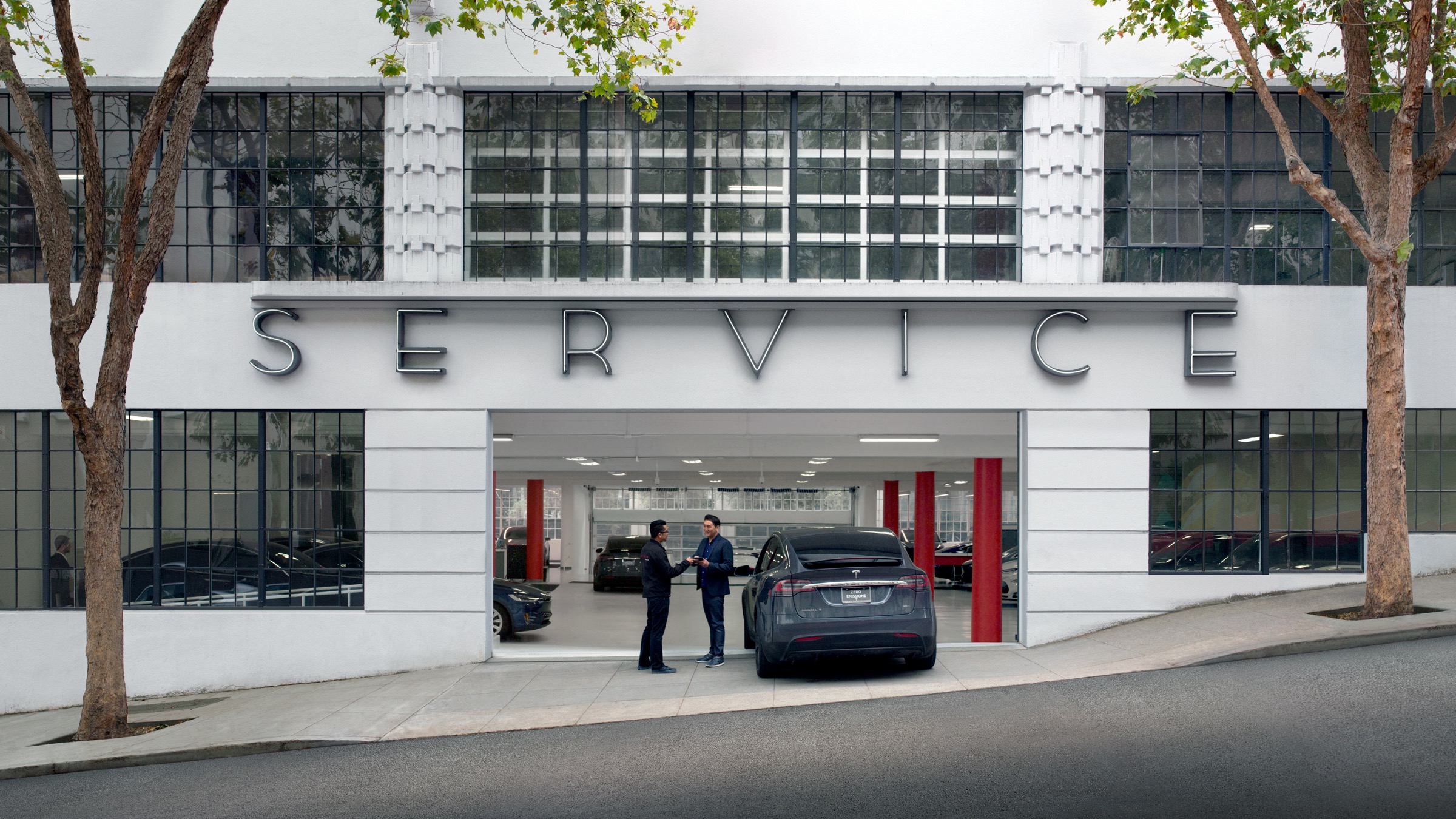 Tesla to triple service capability with repair fleet and service center