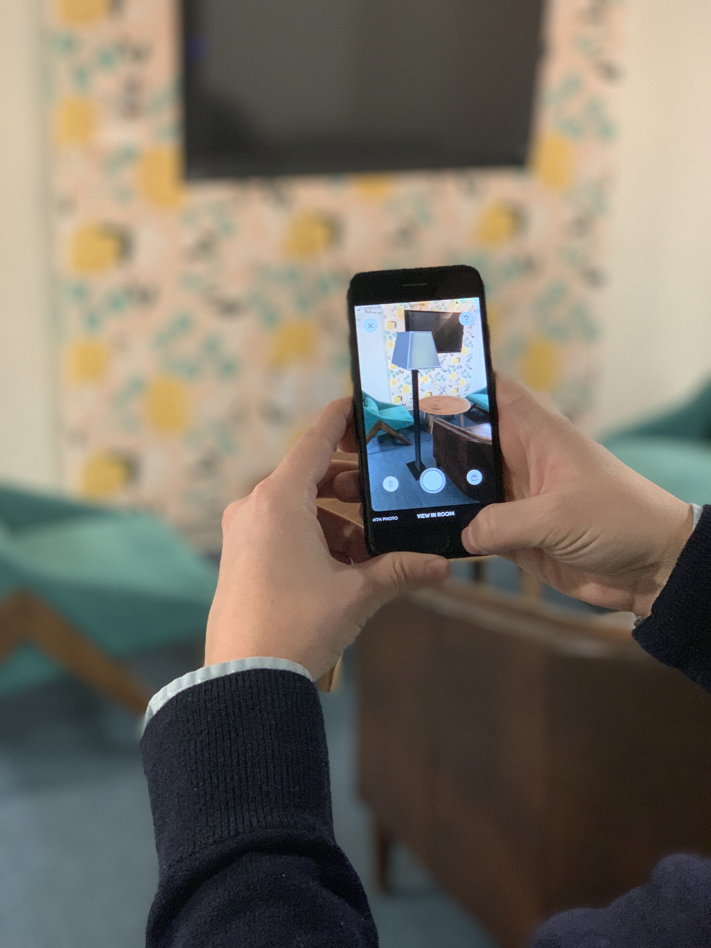 Wayfair's app adds 3D visualization tools, including interactive photos