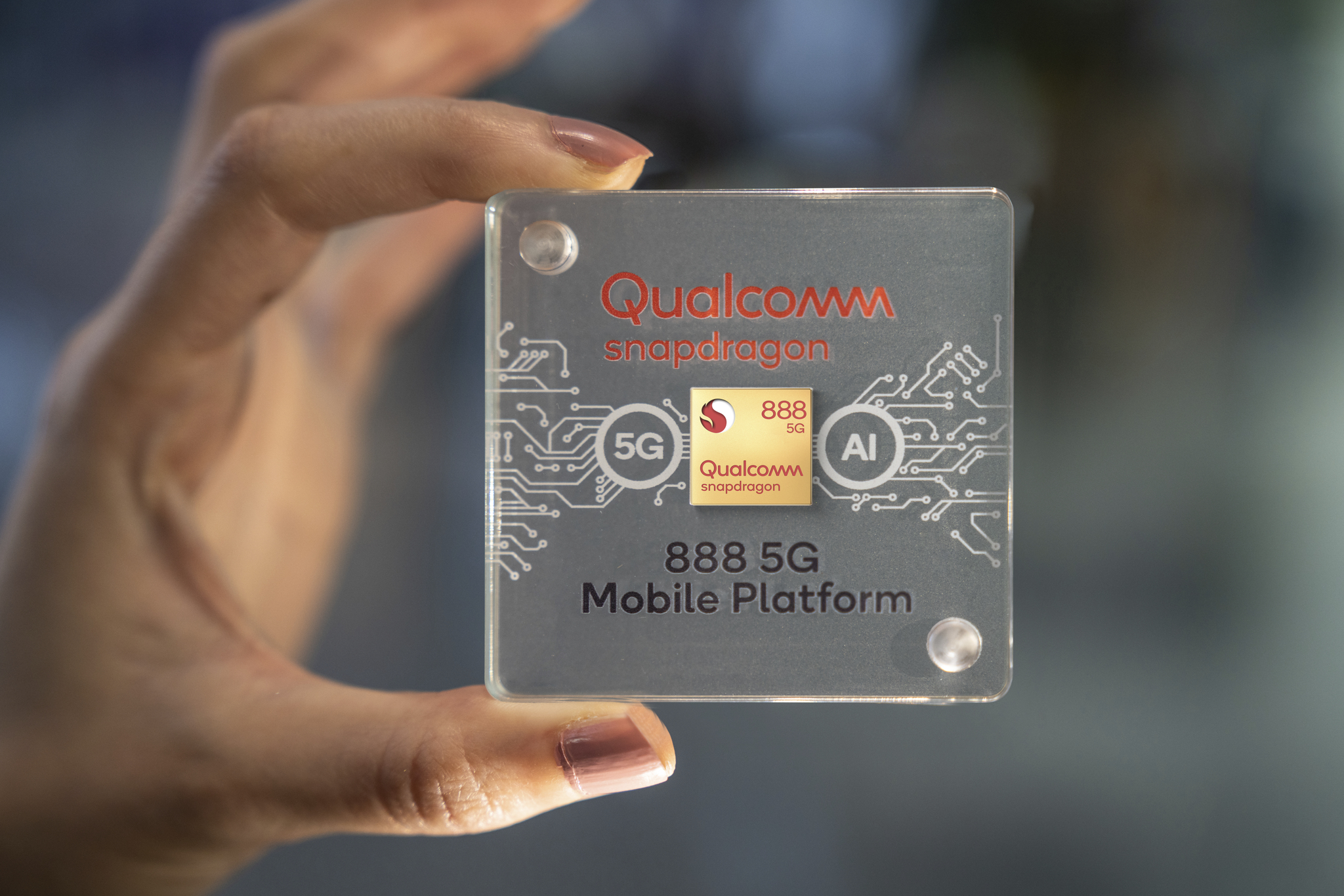 Qualcomm announces the new Snapdragon 888 chip | TechCrunch