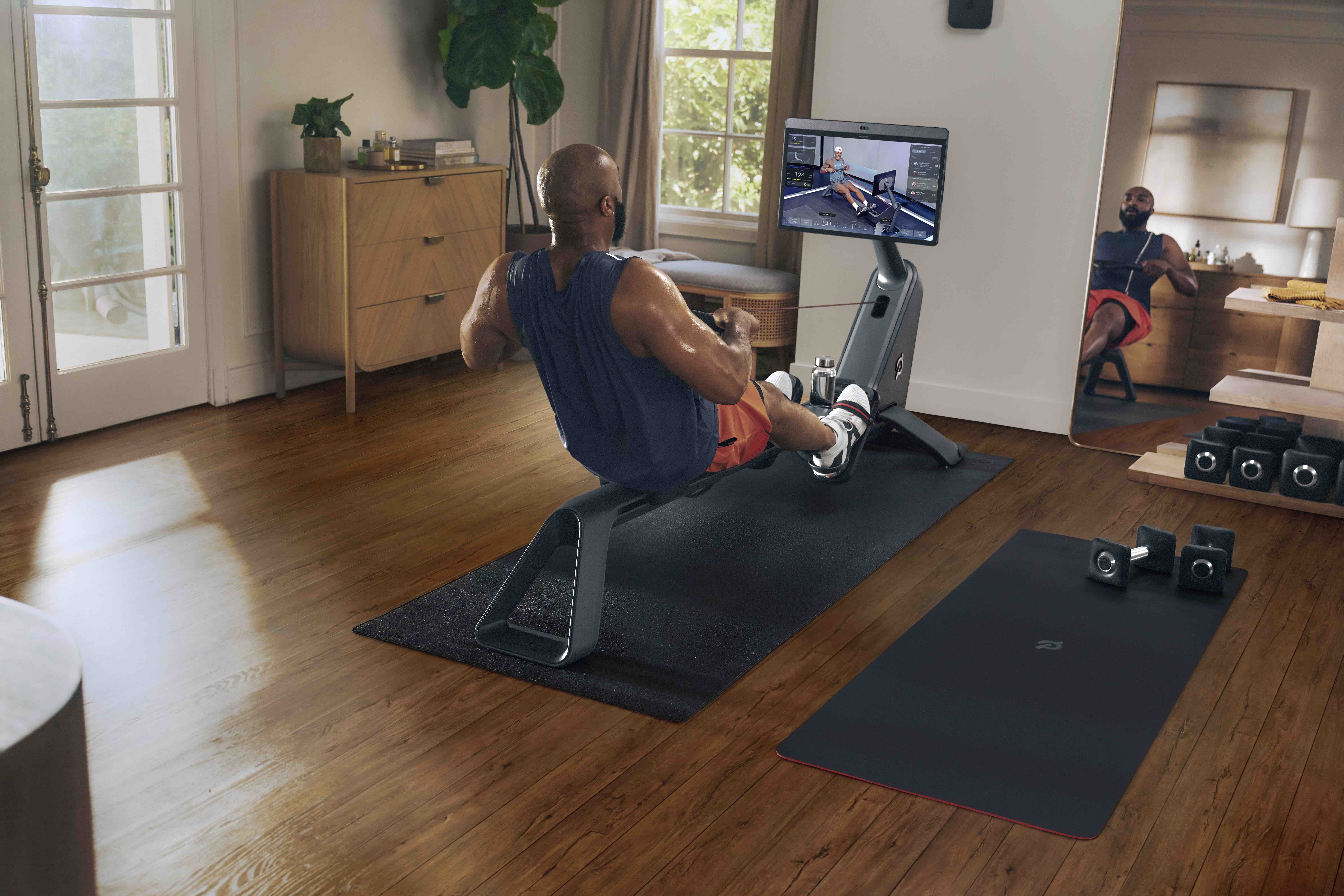 Peloton’s rower arrives in December, priced at 3,200 • TechCrunch