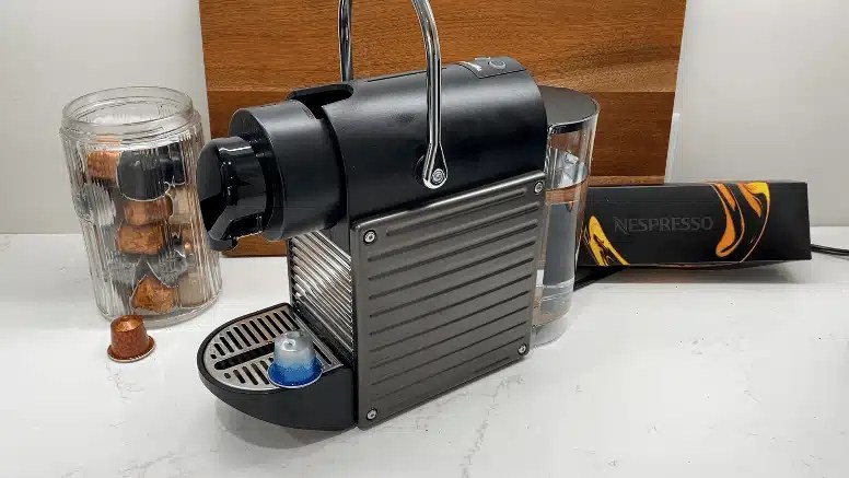 Review: Breville Nespresso Pixie - TechGadgetsCanada.com