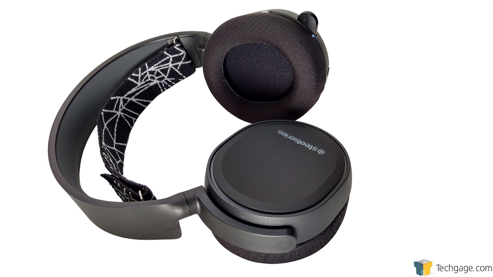SteelSeries Arctis 5 7.1 Surround Sound RGB Headset Review Techgage