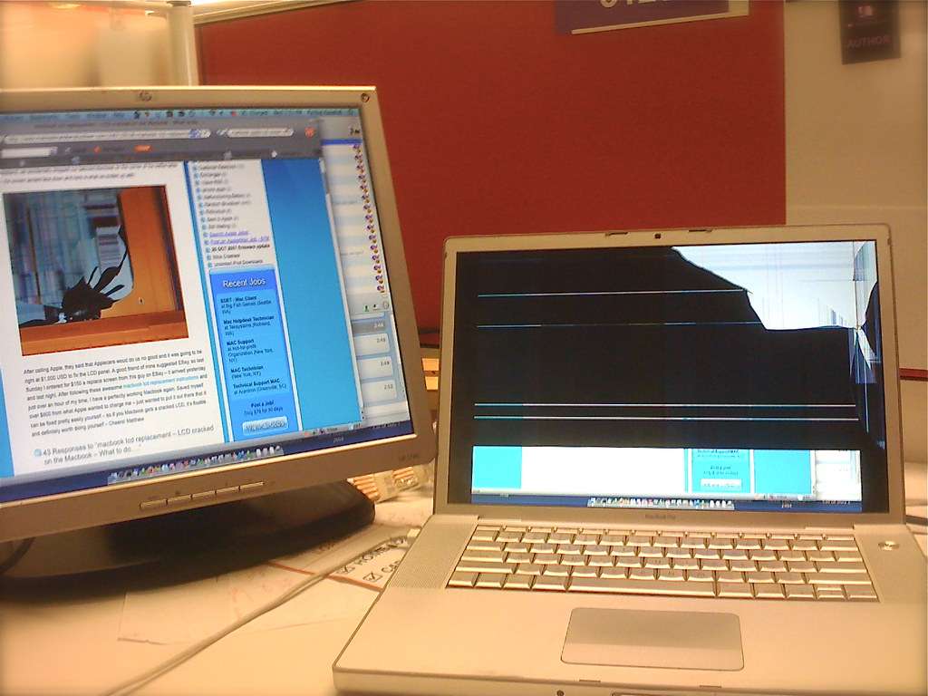 How To Fix Laptop Screen Weird Colors And Lines (7 Steps)
