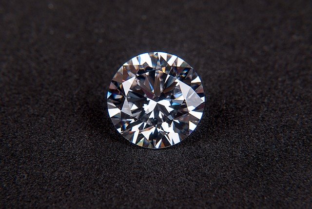 Does Diamond Conduct Electricity?