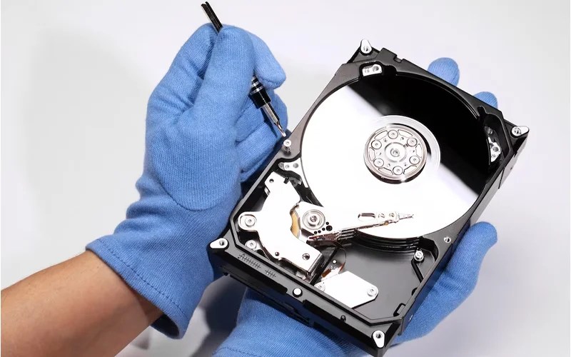 The Dangers of Hard Drive Overheating and How to Prevent It Tech
