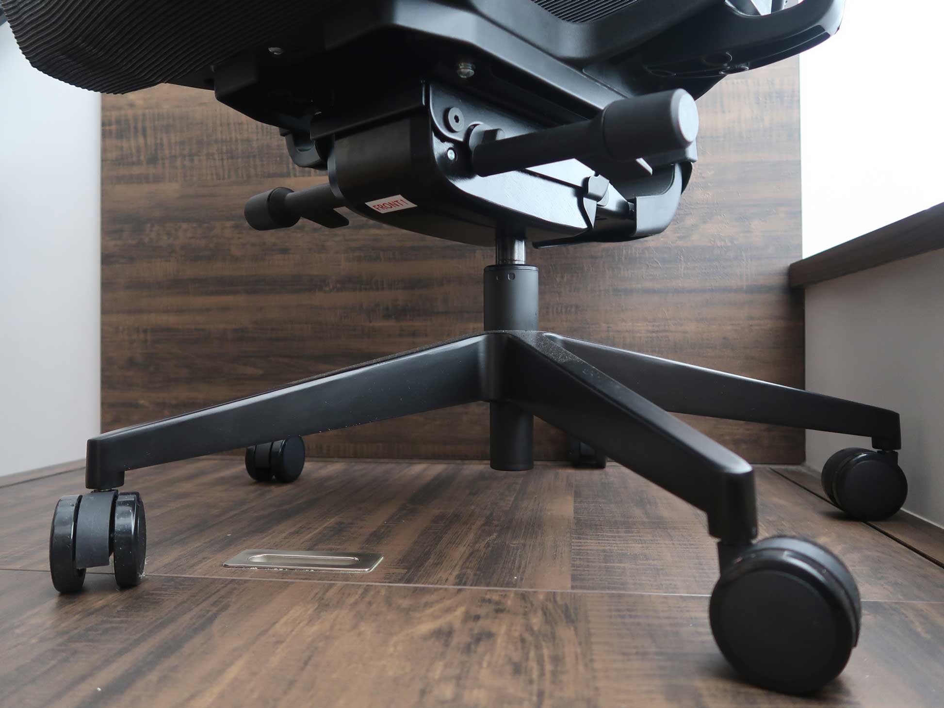 Review ErgoTune Supreme Ergonomic Chair Tech Jio