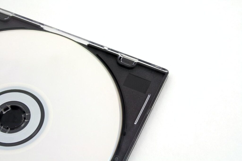 A Basic Introduction to Digital Versatile Discs (DVD)