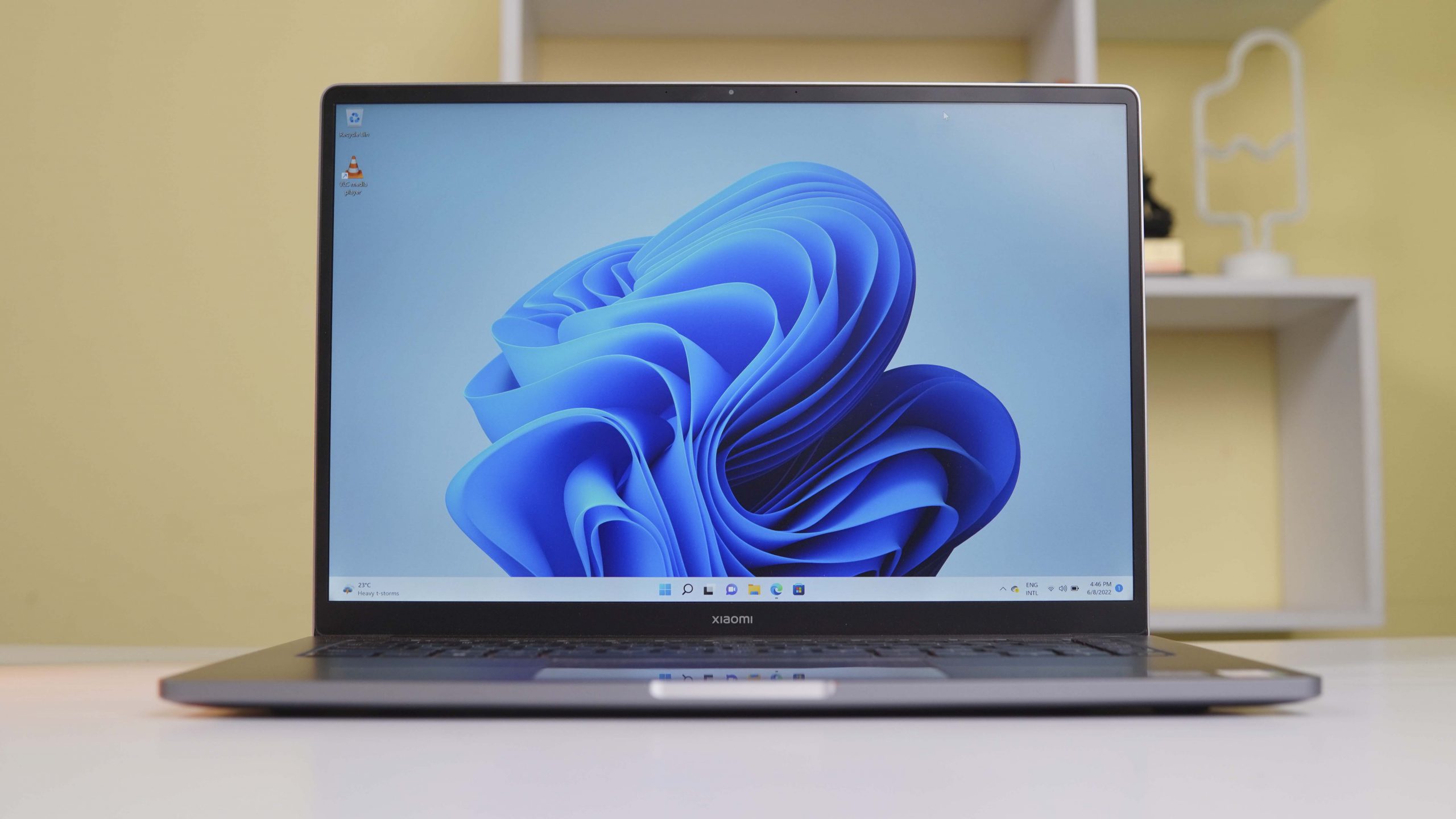Mi NoteBook Ultra Review A Windows Alternative to MacBook?