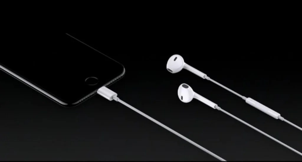 Το κουτί των iPhone 12 δεν θα έχει EarPods, για να αυξηθούν οι πωλήσεις