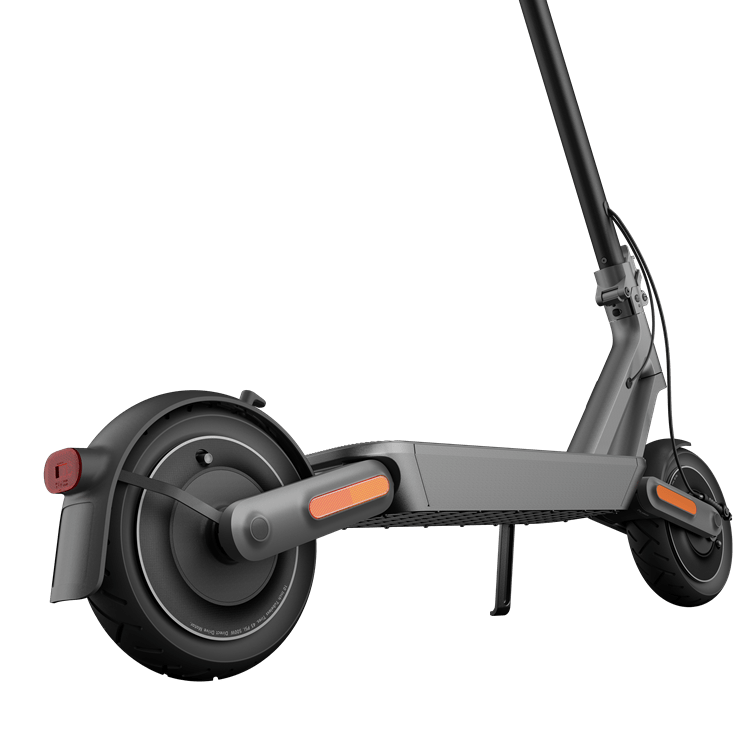Xiaomi Electric Scooter 4 Ultra revealed at MWC 2023 with better tires