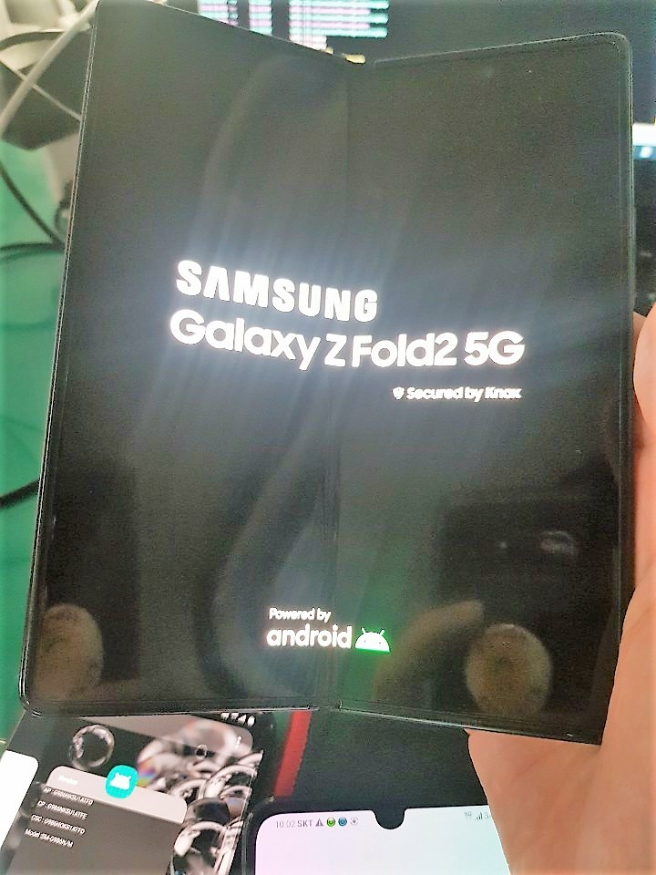 Samsung Galaxy Z Fold 2 punchhole front camera confirmed in new leak