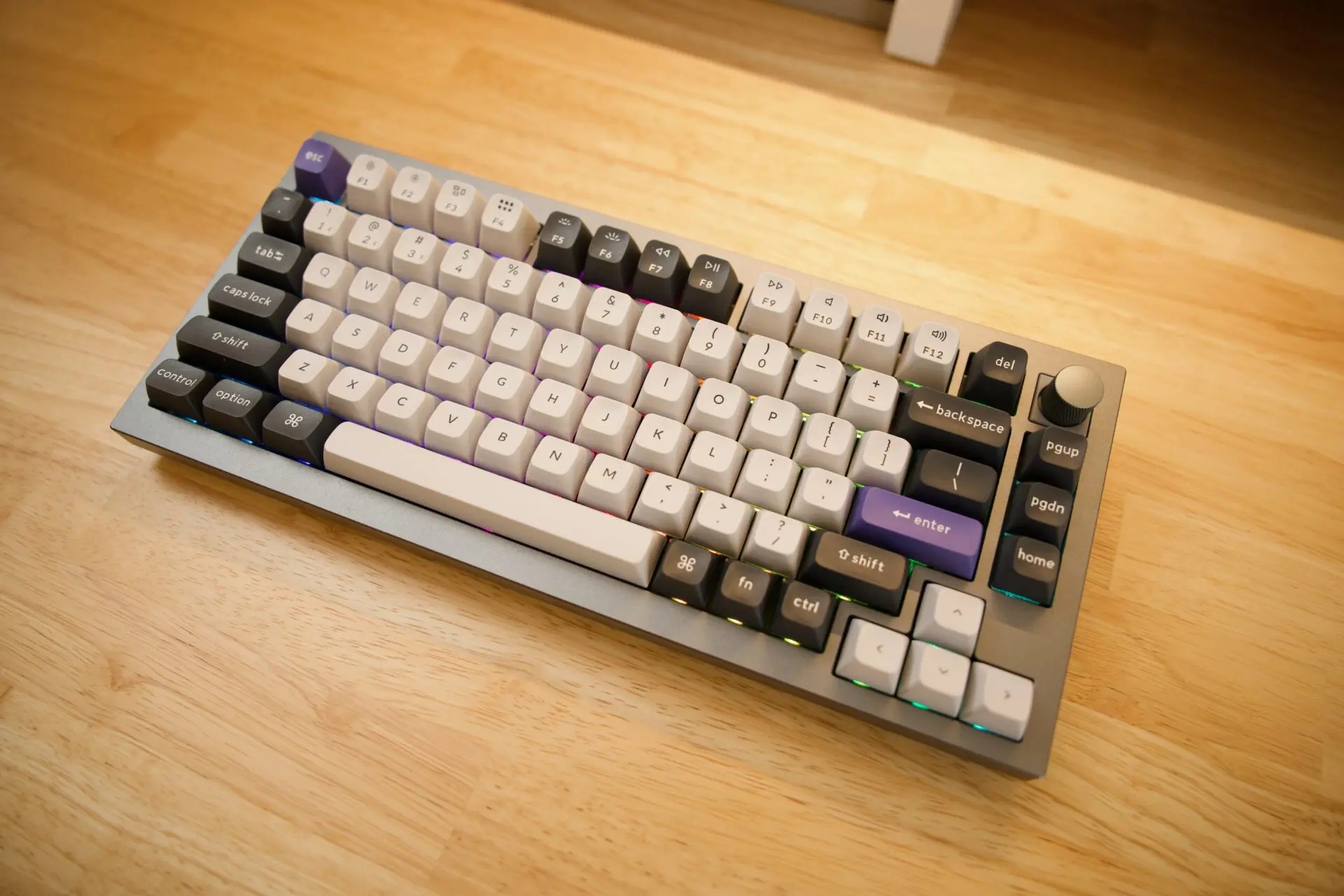 Keychronの集大成。Q1 Pro Tech Neighbor