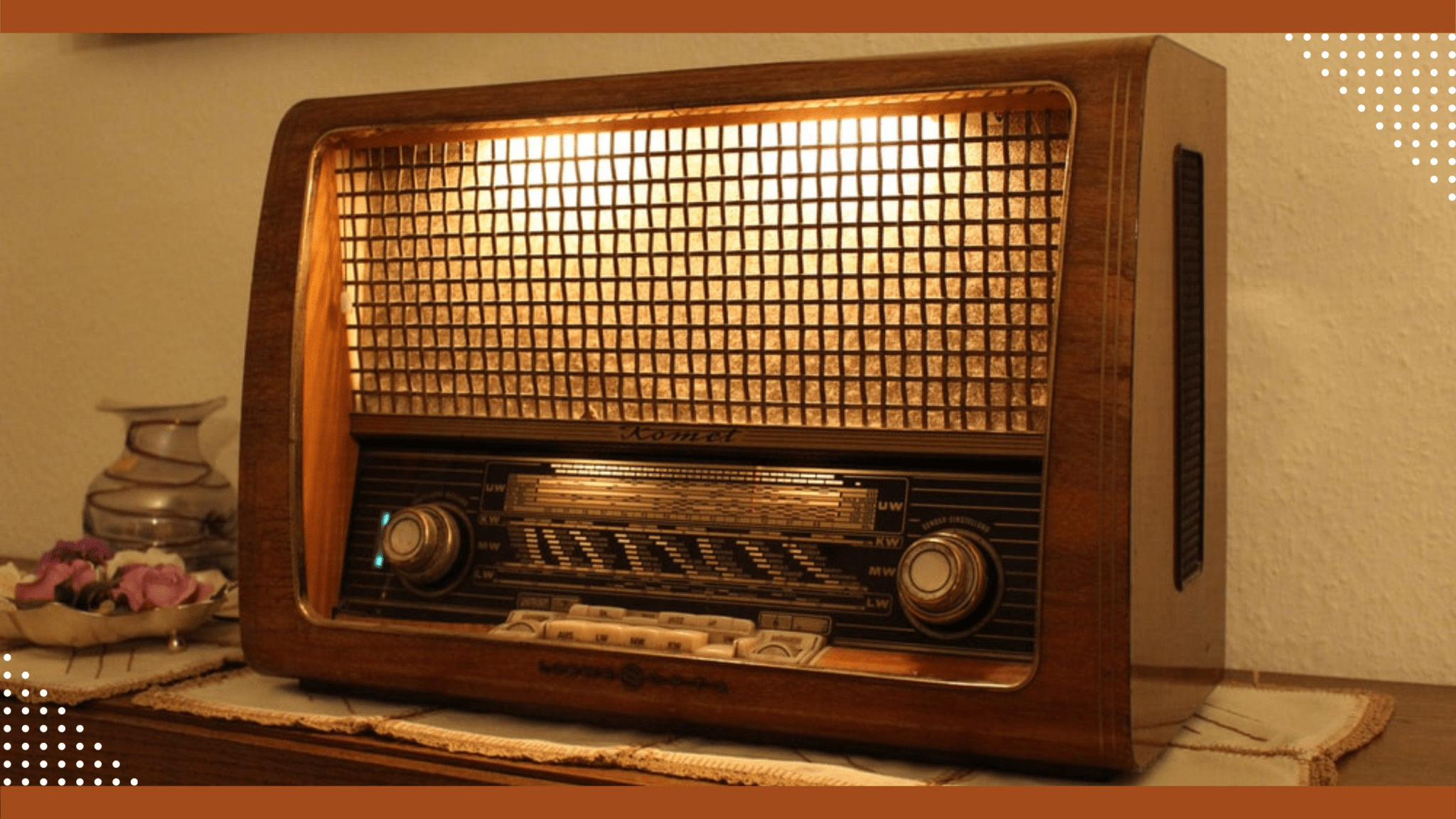 Who Buys Old Radios Near Me (December 2023)