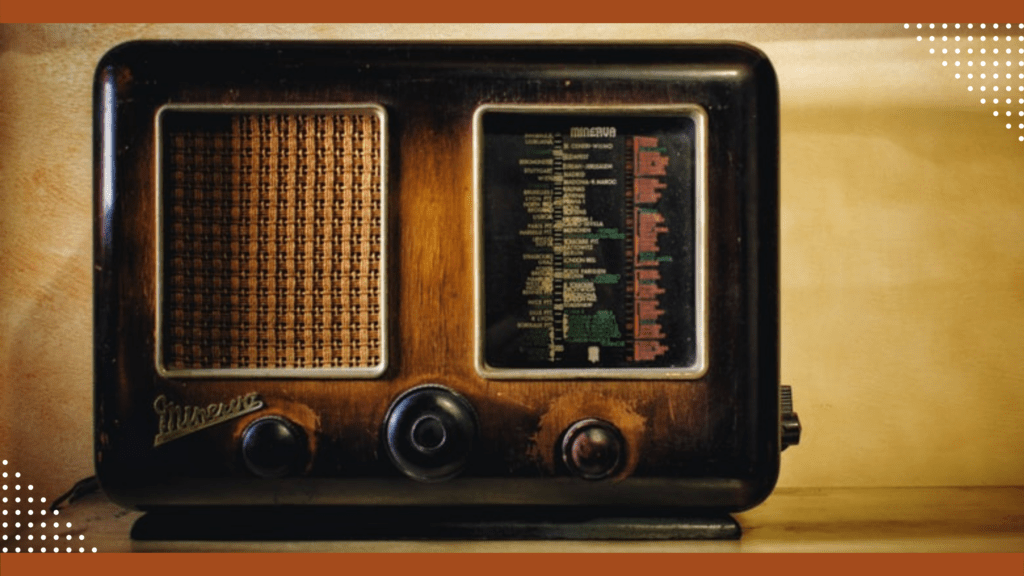 Who Buys Old Radios Near Me (December 2023)