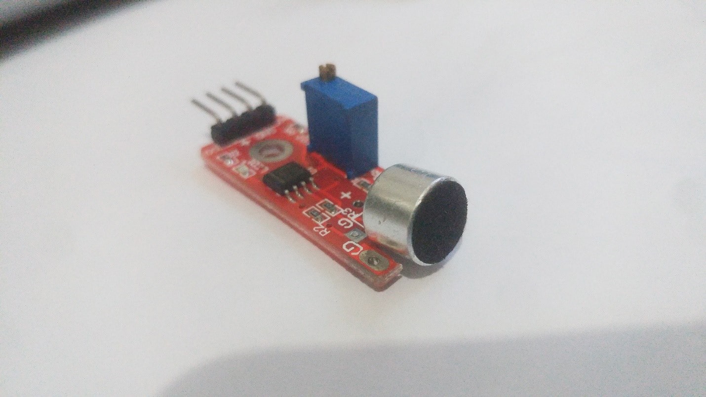 How to use the sound sensor in the Arduino UNO